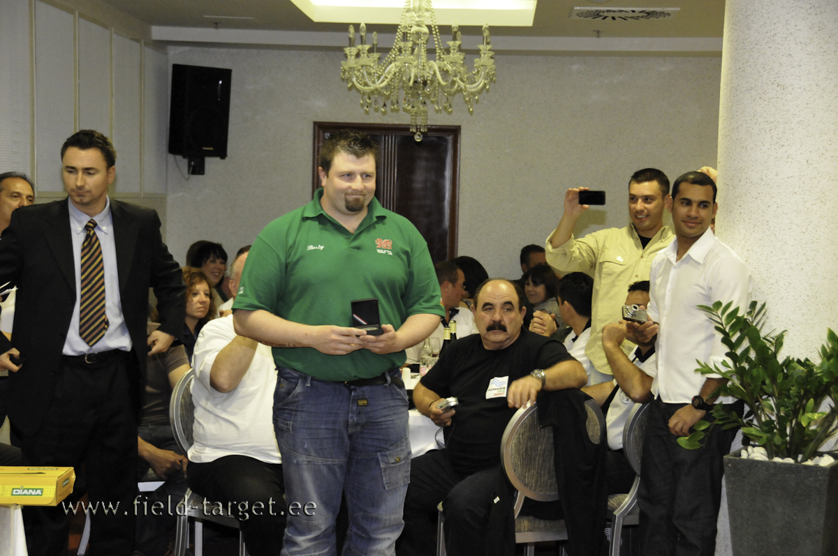 Suruõhupüsside 5. koht Mark Basset Walesist 134 tabamusega